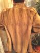 Sublime manteau de vison de couleur claire, fauve-beige, de chez Karoll Fourrures.