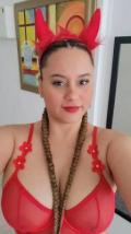 Daniela, coquine gourmande & seins xxxl