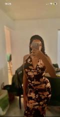 femme métisse au bonne formes qui cherche moneyslave