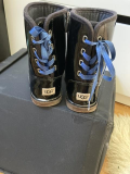 Paire de botte noire UGG
