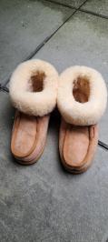 Pantoufles Lena Shepherd (vraie laine mouton) à Lausanne Pantoufles Lena Shepherd (vraie laine mouton) à Lausanne