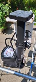 Pompe pour vélo / vtt, à pied Pompe pour vélo / vtt, à pied